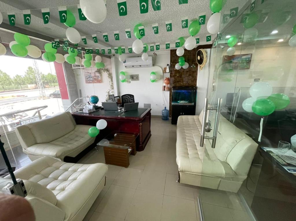 Asian Aviation Office - Complete View